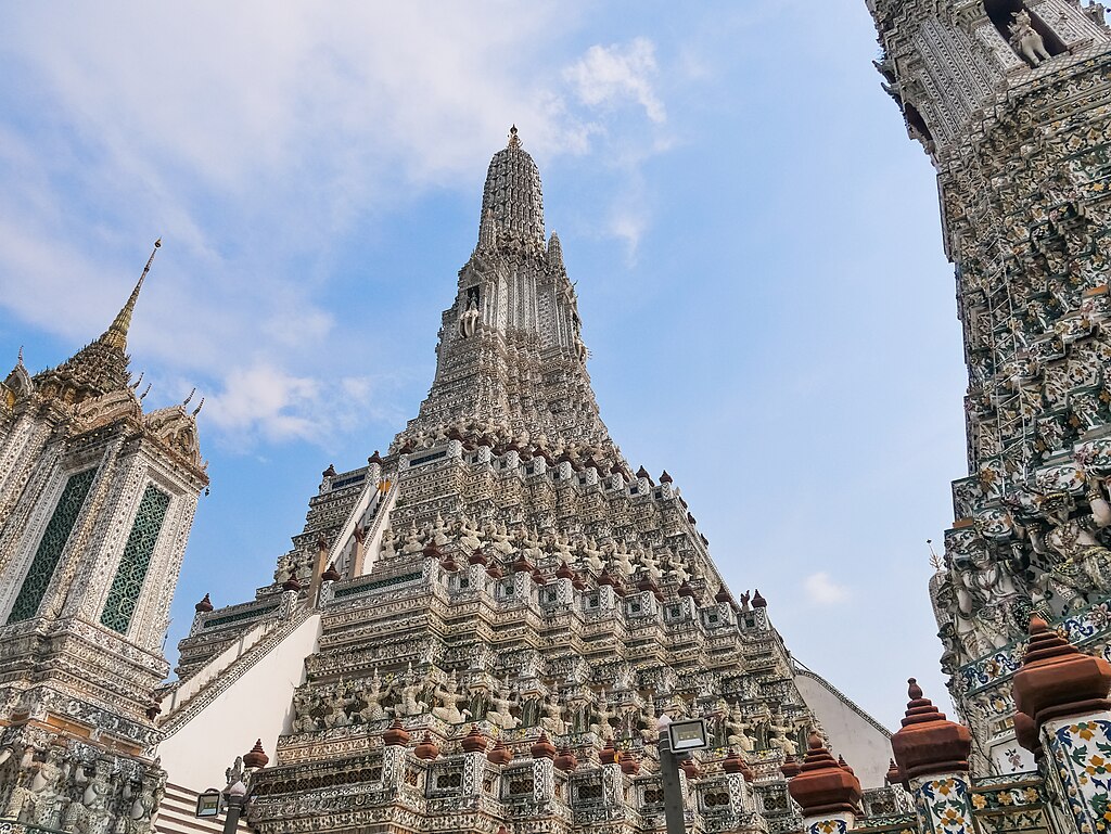 Wat Arun central prang